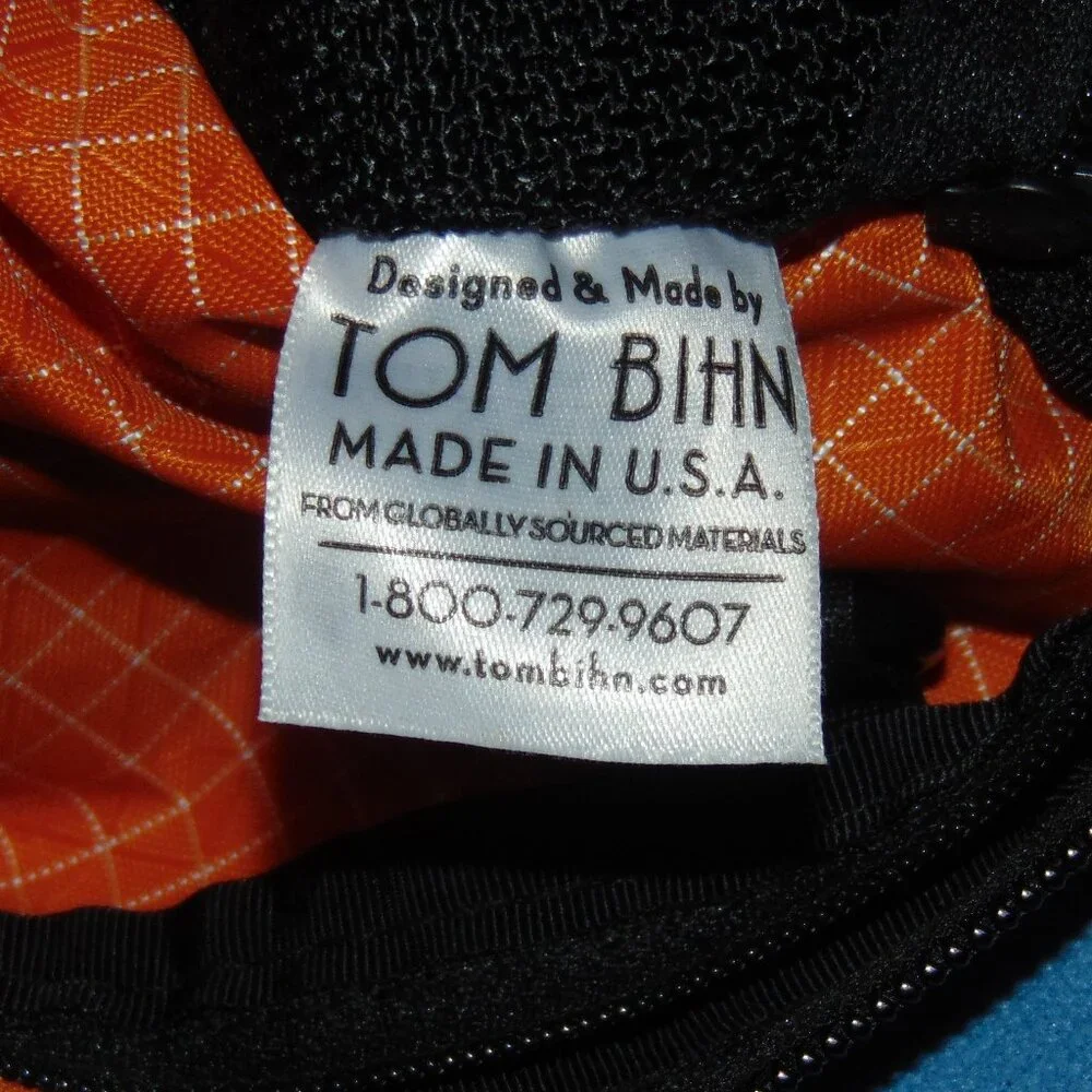 TOM BIHN  HANDY LITTLE THING - Picture 5 of 5